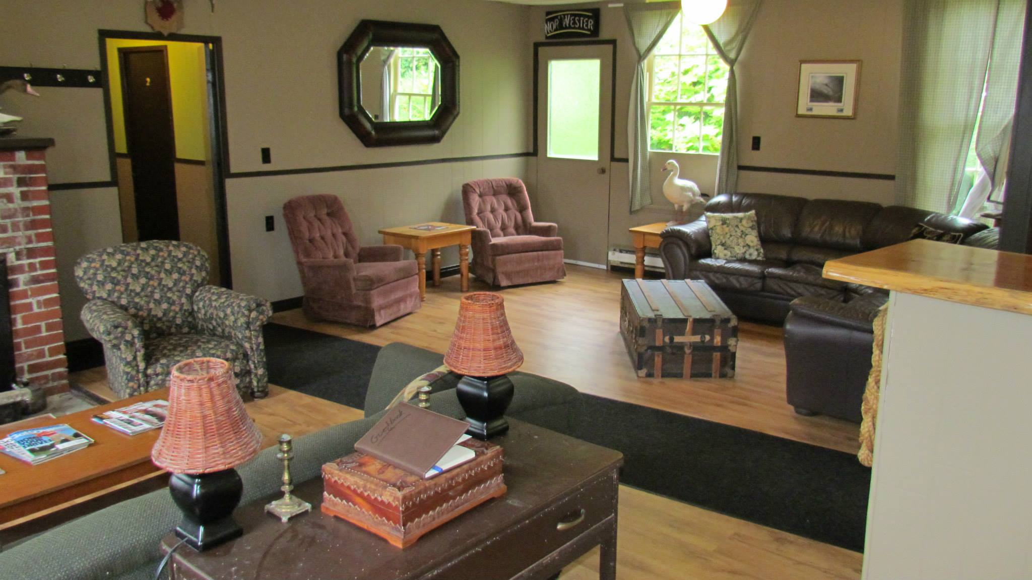 lodge3.jpg