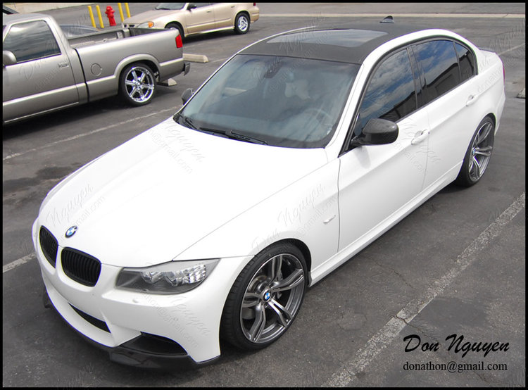 BMW E90 335i Sedan - 3M Gloss Carbon Fiber Roof Vinyl Car Wrap