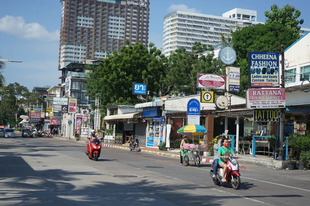 Pattaya-Thailand-Motorbikes.jpeg