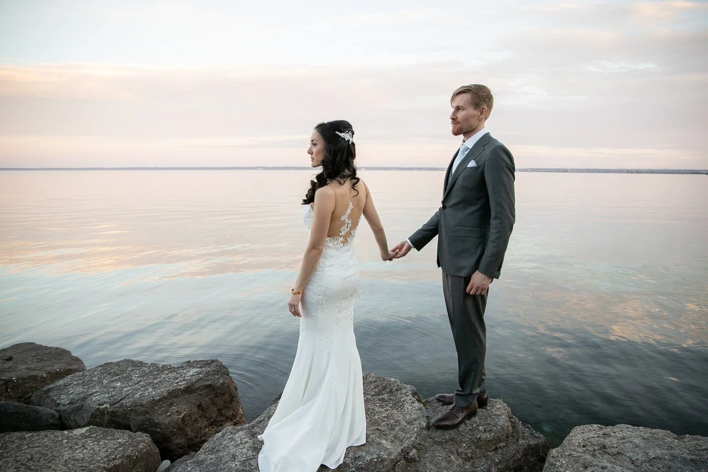 Free Engagement Shoot with wedding package! Click the link in our bio for full information. Set up a free call today to get more details.⁠
⁠
#wedding #bride #weddingphotography #weddingphotographers #weddingvideography #gta #toronto