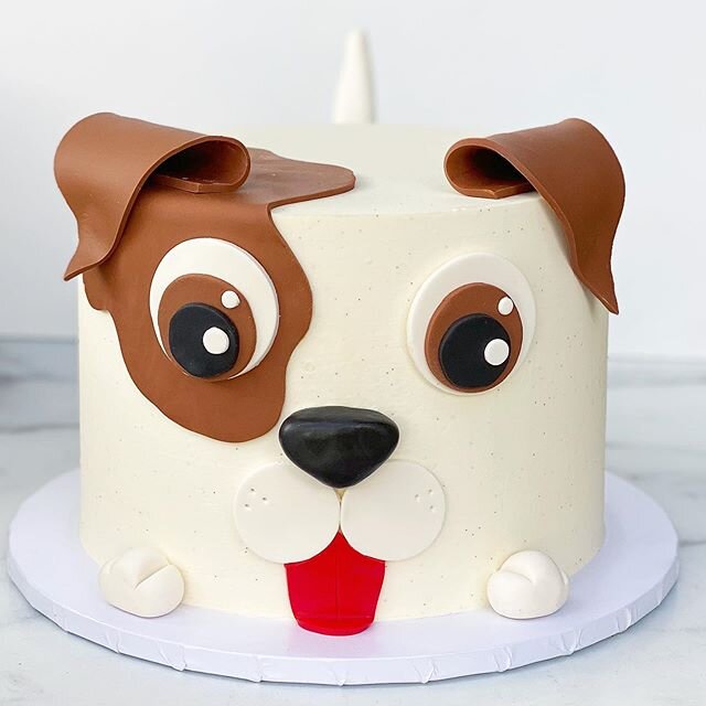 🐶🐶🐶 #dogcake #birthdaycake #sheilamae