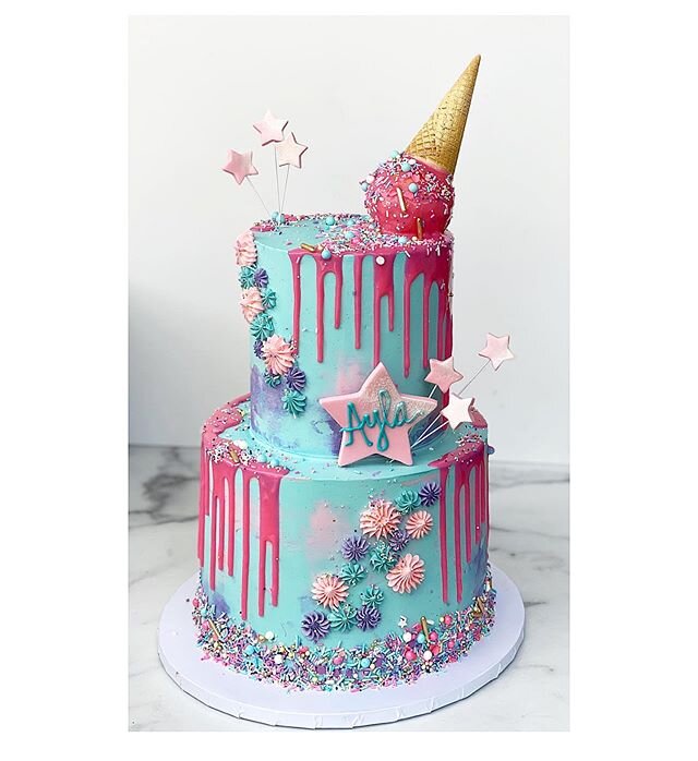 Ice cream drip ➡️ lol doll surprise! 🍦🍭👱&zwj;♀️ #birthdaycake #icecreamdripcake #sheilamae #lolsurprise