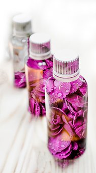 essential-oils-2405565__340.jpg