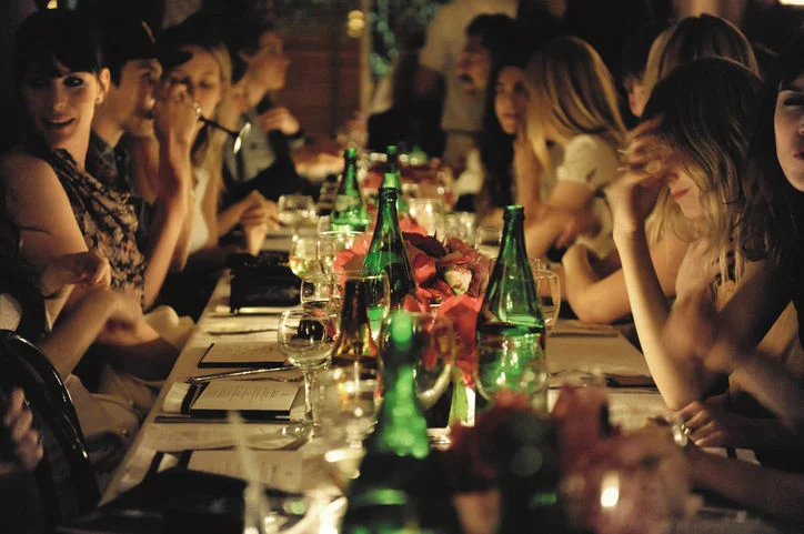 5 Healthy Tips for Dining Out With Friends