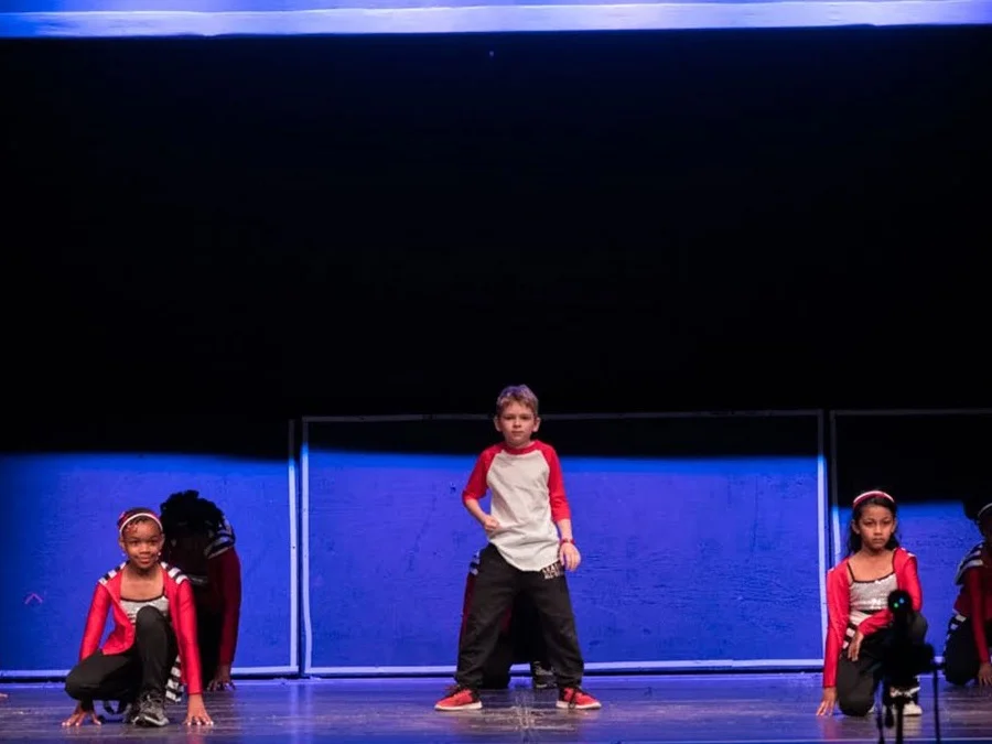 dance-team-web.jpg