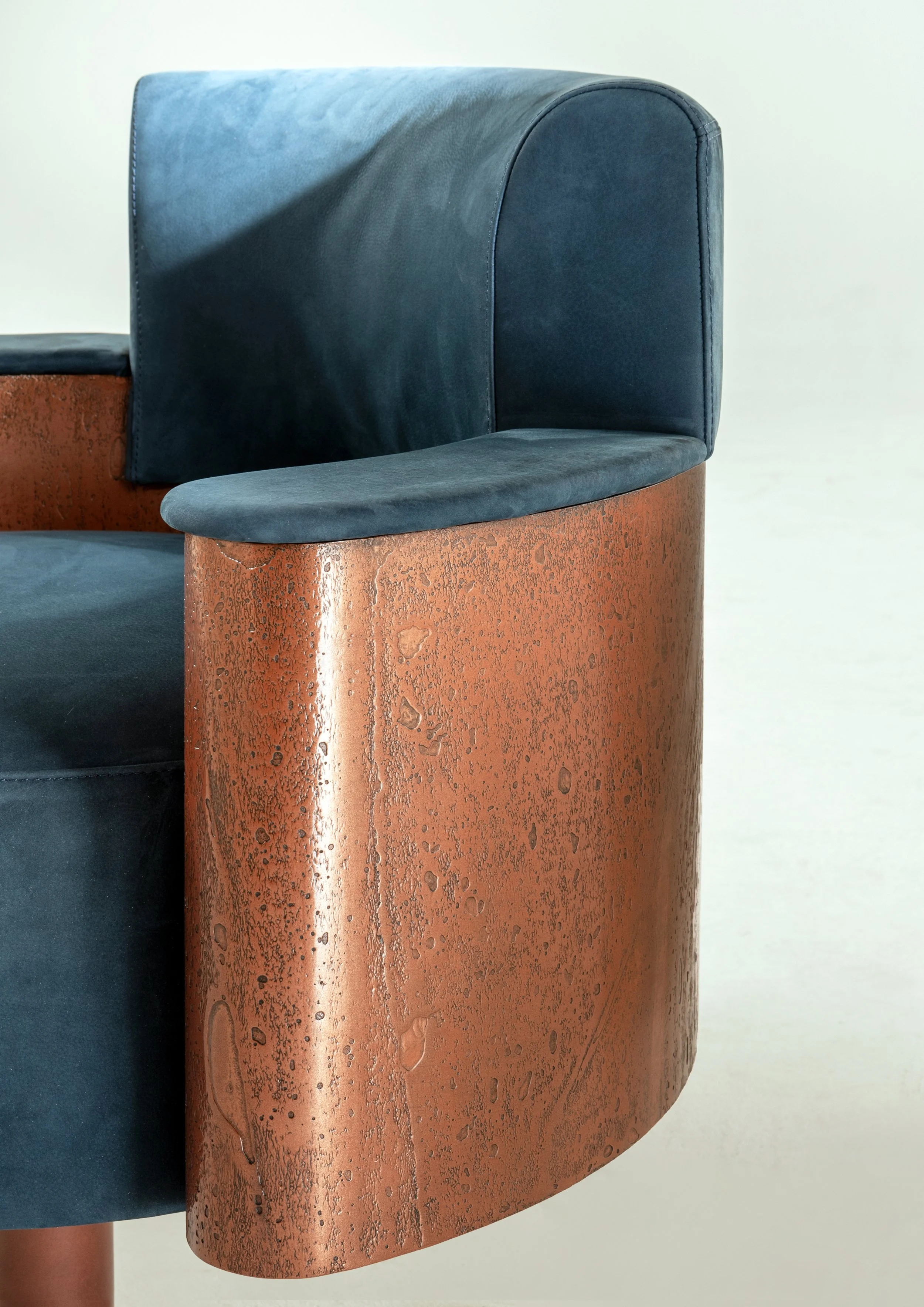 Amelie_Chairs_Laurameroni_blu4.jpg