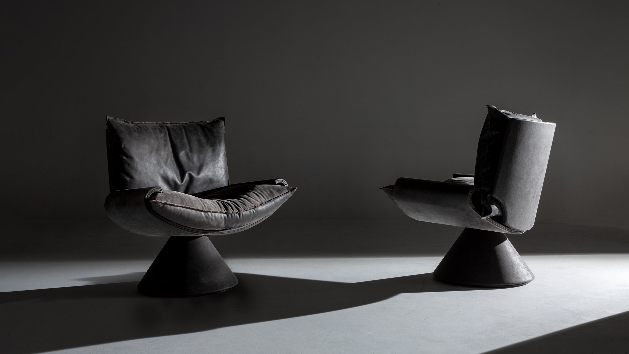 Keila_Armchairs_Laurameroni+.jpg