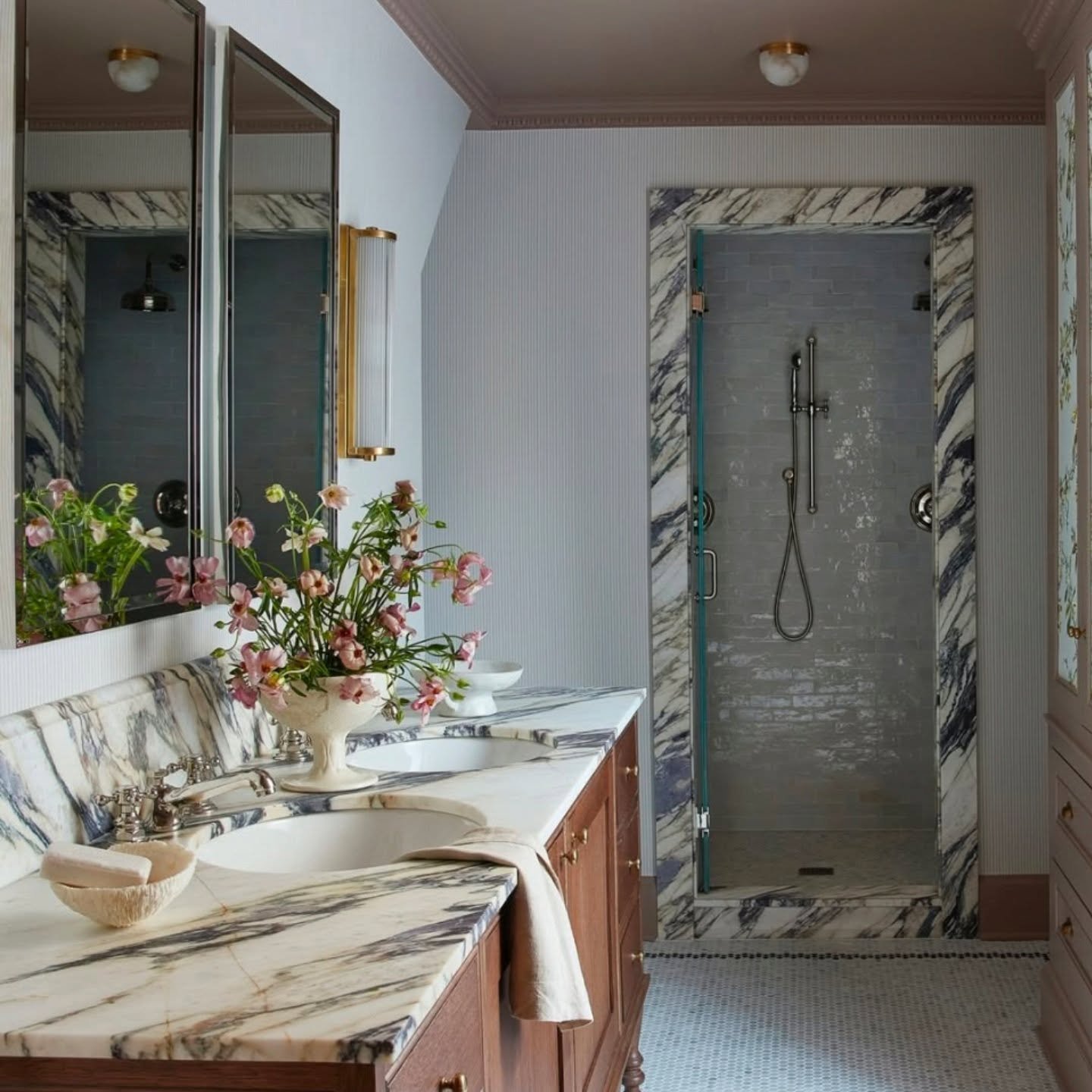 Bathroom inspo 
#ahdbathrooms #designinspiration