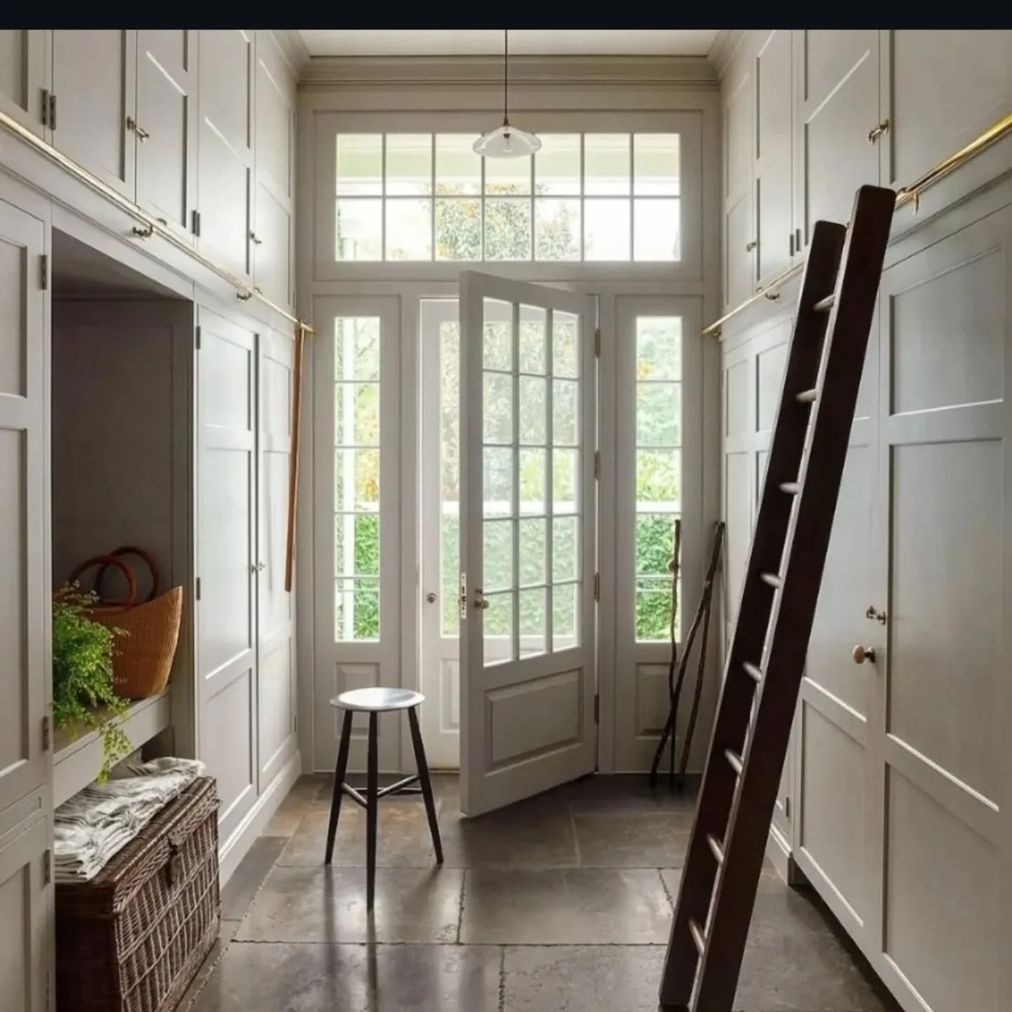 Mudrooms, laundry rooms, pantries, and entryways - inspo
#designinspiration 
#ahdlaundry #ahdmudroom #ahdfoyer #ahdpantry