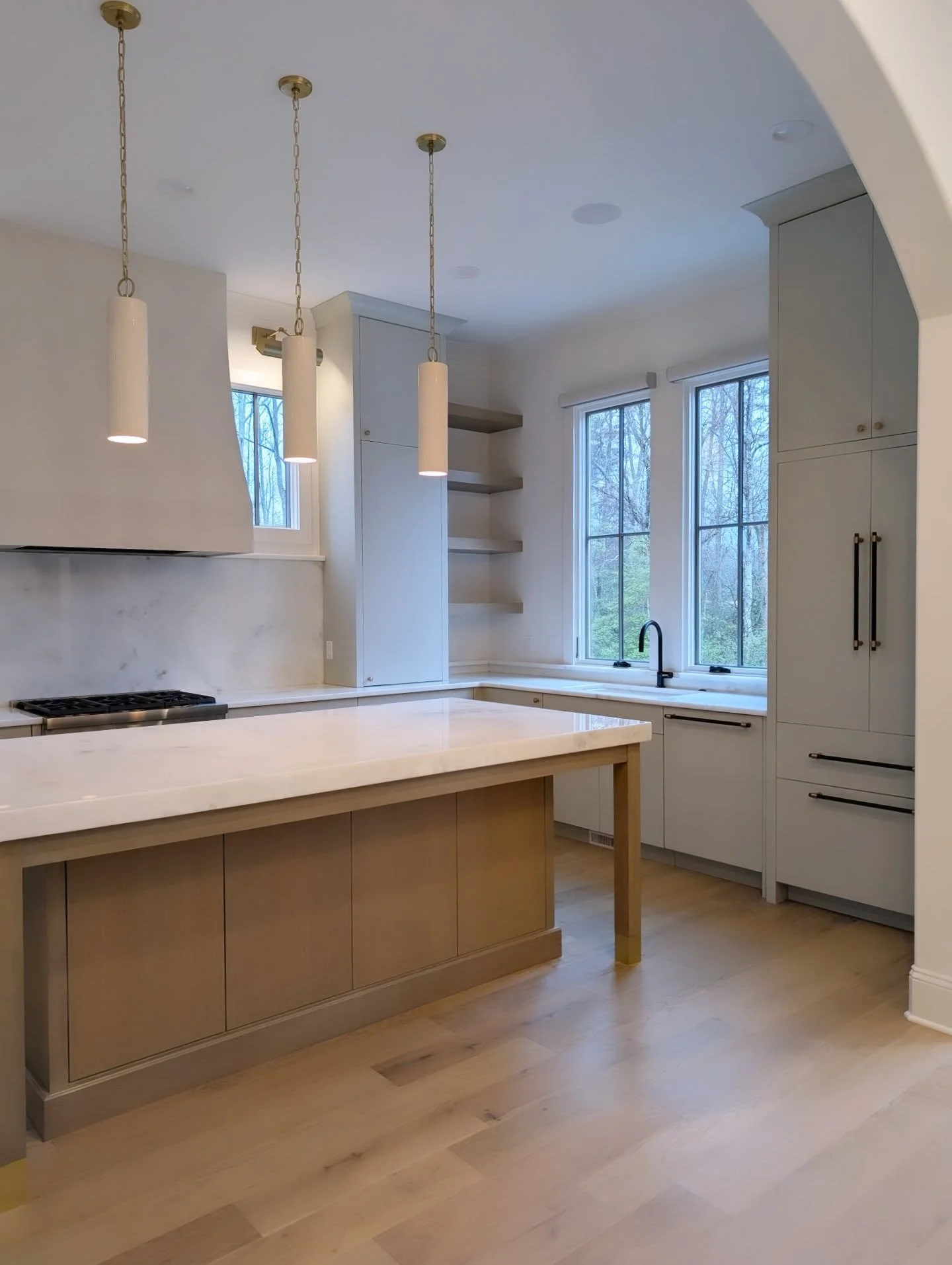 The lovely realization of a year+ journey with this special client... Balancing vision, lifestyle, budget, timeline, and cohesion through each phase of this new build in @hartnessliving
#ahdprojectsandsitevisits