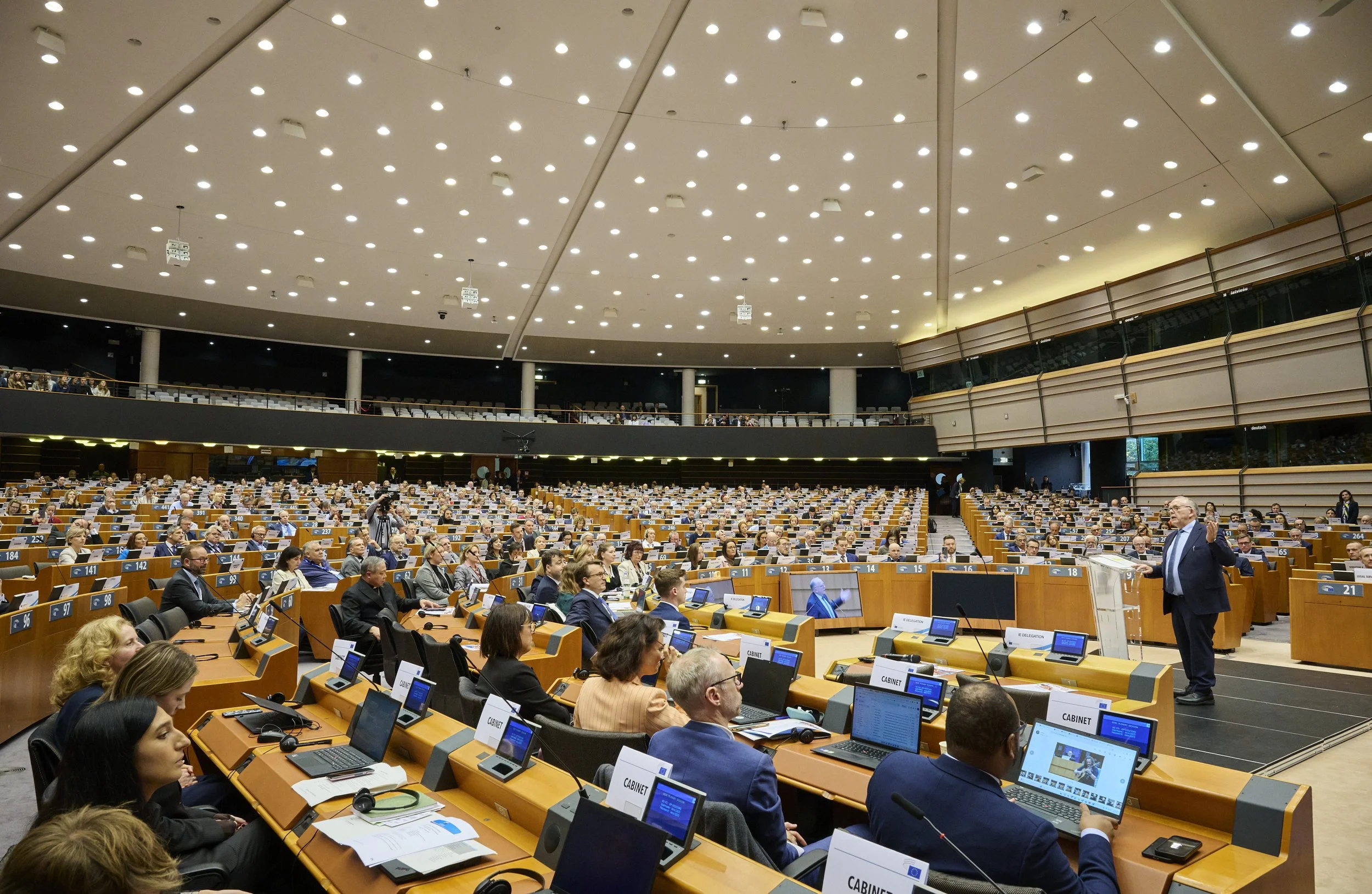 2025_10_21_600_Plenary_Session_223.jpg
