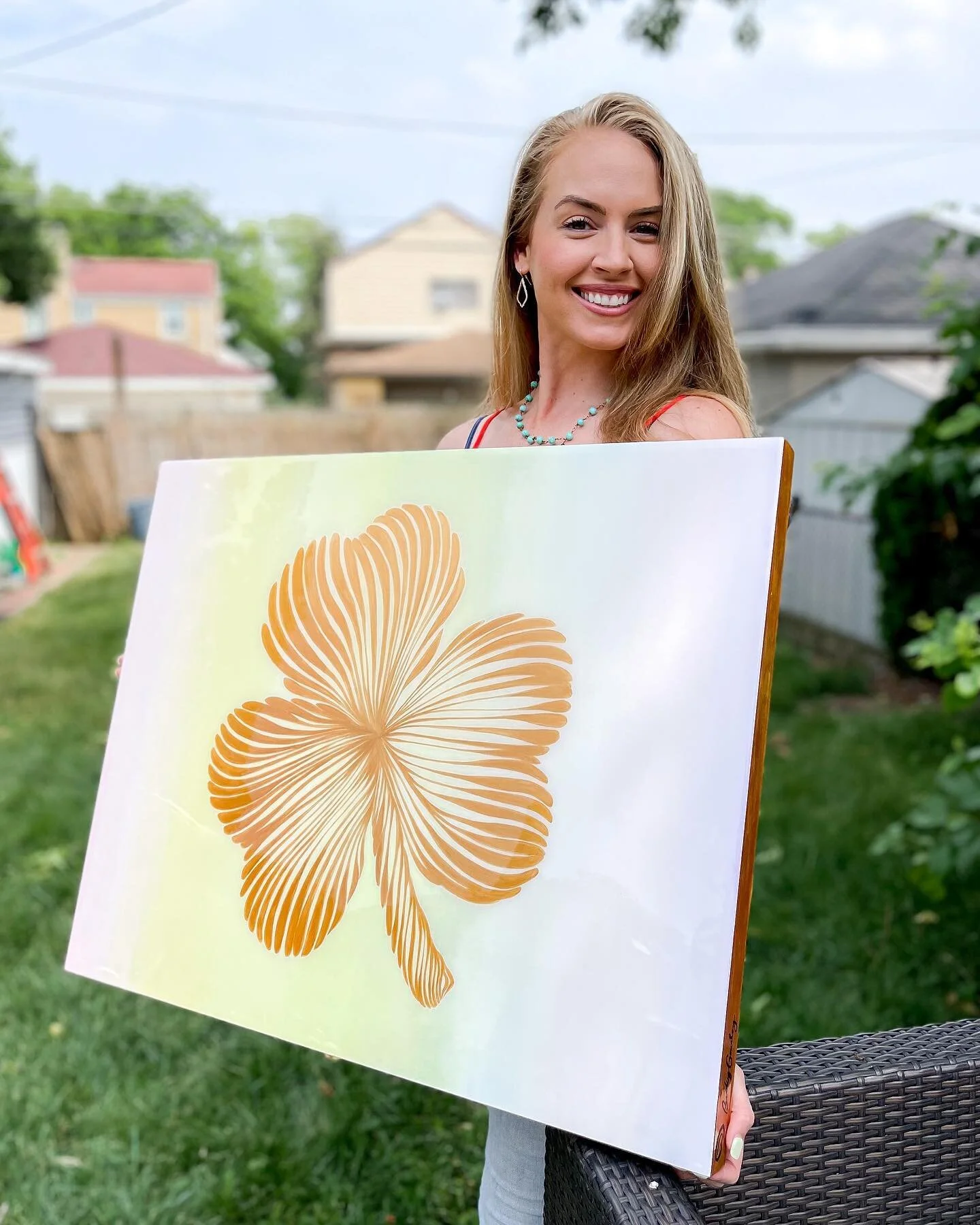Delivered this custom piece today! 💫☘️💛
I absolutely loved working with this sweet couple who commissioned this for their adorable daughter. It’s full of sentimental value & when I showed her the painting it brought tears to her eyes 🥹