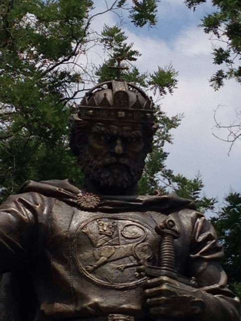  And speaking of awkward, this new statue of Tsar Samuil has been the center of a big kerfuffle, because the artist gave him glow-in-the-dark eyes. There are those—many—who find this cheesy. 