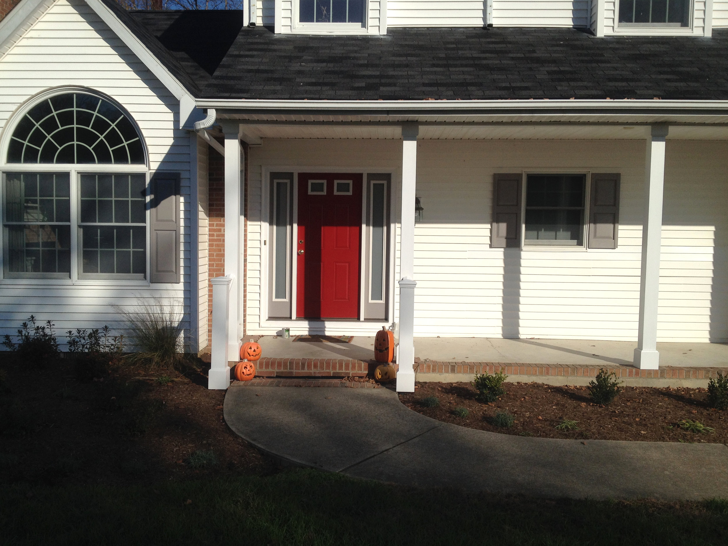  Recently remodeled front of the house. 