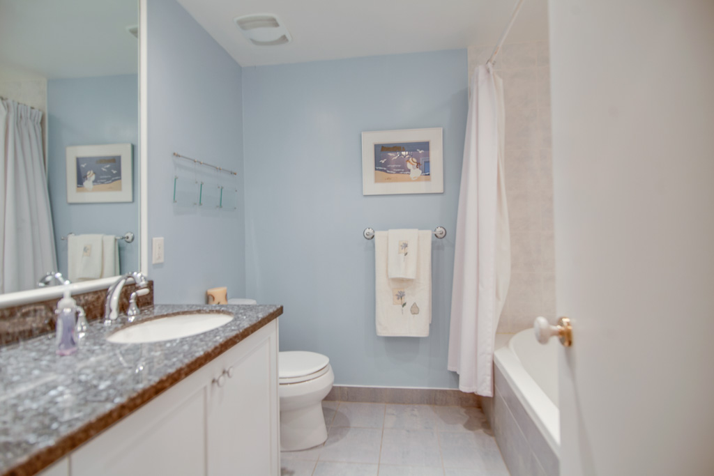 bath 42s.jpg