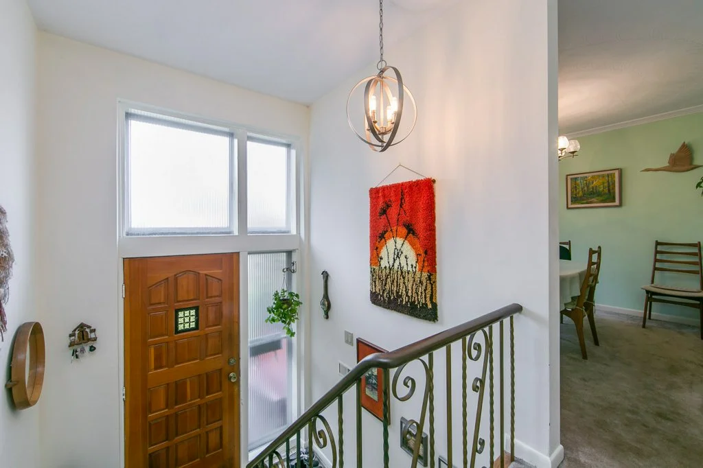 Foyer.jpg
