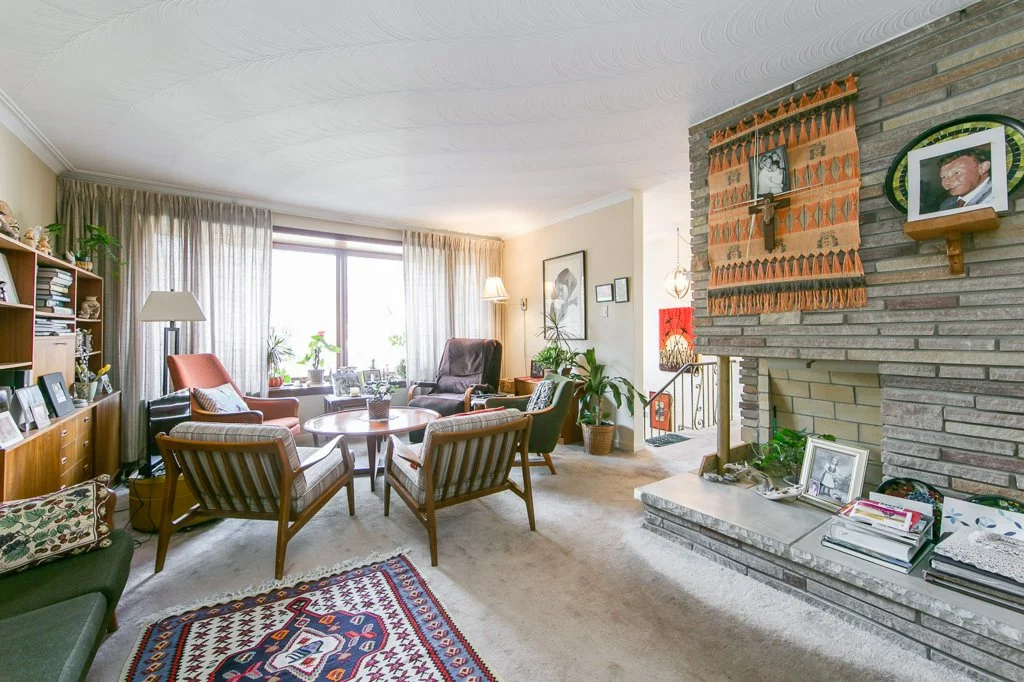 Liv fireplace.jpg