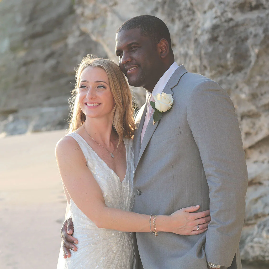 coverTG-01-Bermuda-Wedding-Photography-Destination-Bride-Groom.jpg