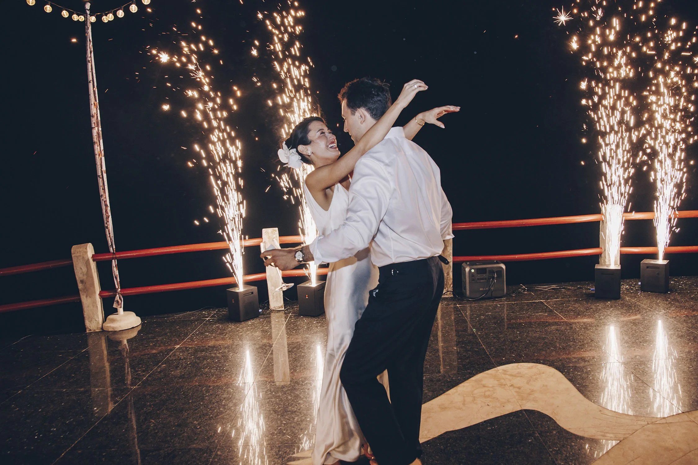 22 ALEXANDRA&RYANWEDDING-5313SMweb.jpg