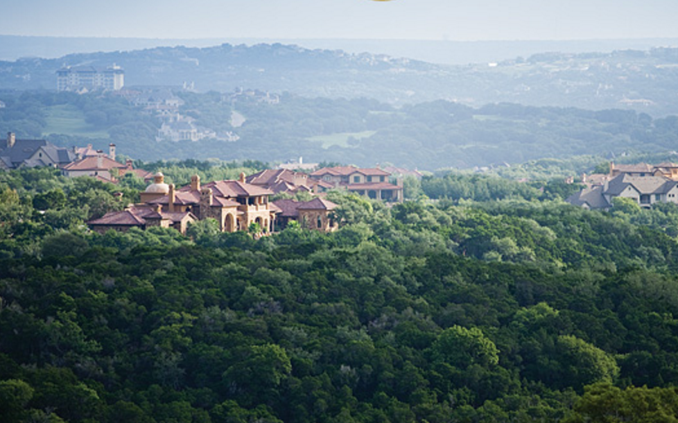 Carpet and rug Cleaning in barton creek 