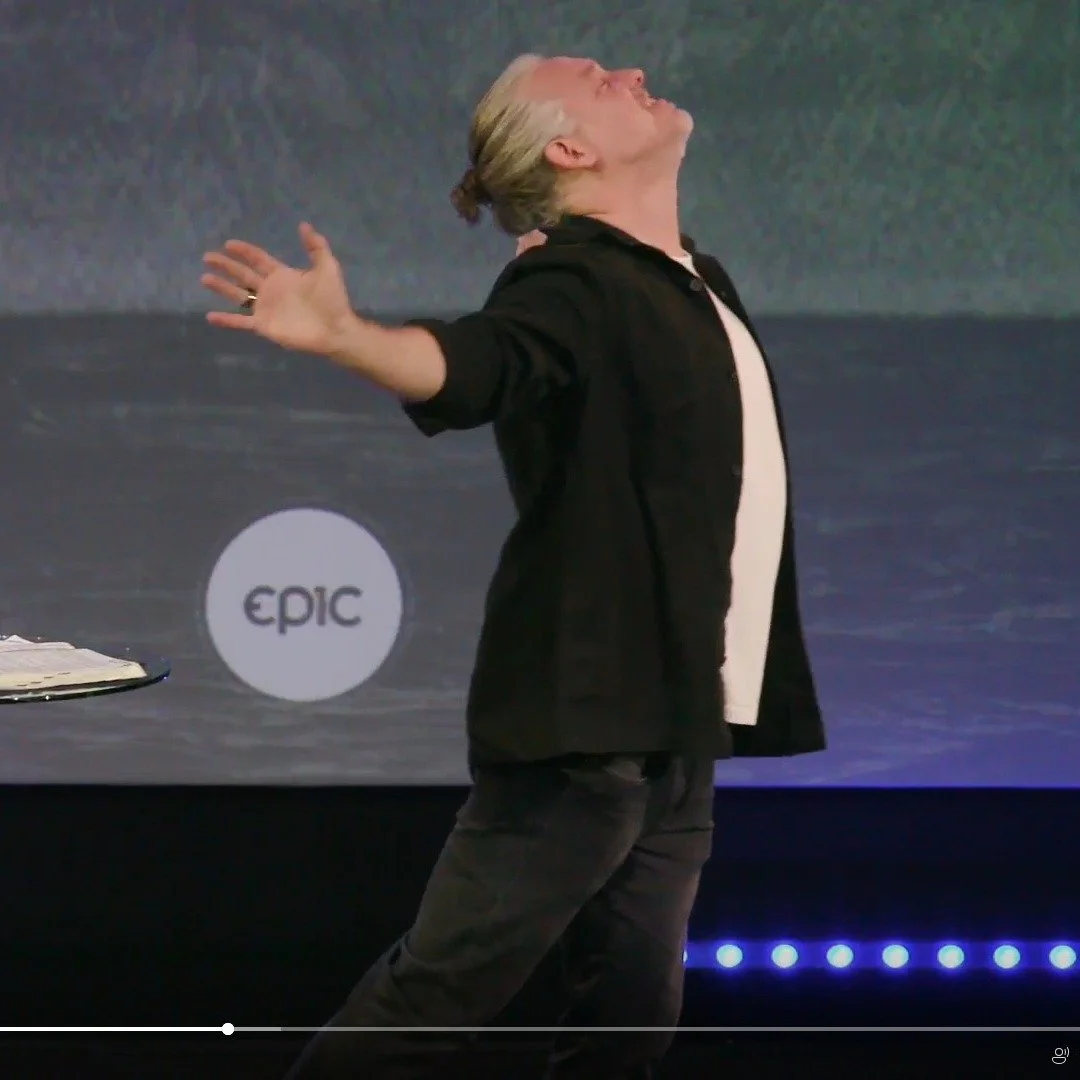 Caption Challenge. Tell us what YOU think is happening here, lol.