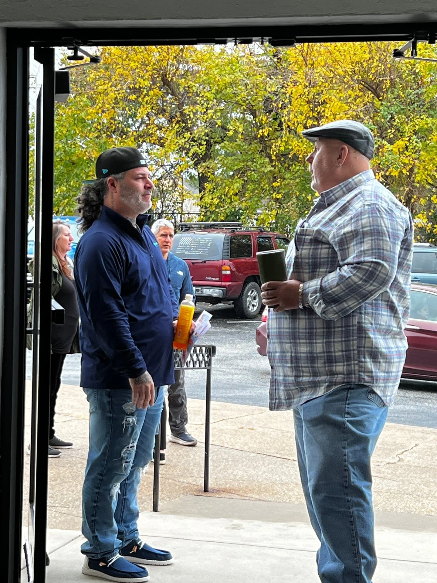 🤝 Community is what it&rsquo;s all about.

Church isn&rsquo;t just about rows &mdash; it&rsquo;s about circles.
It&rsquo;s not just a service &mdash; it&rsquo;s a family.

At Epic, we believe life is better when we walk it together.
Through groups, 