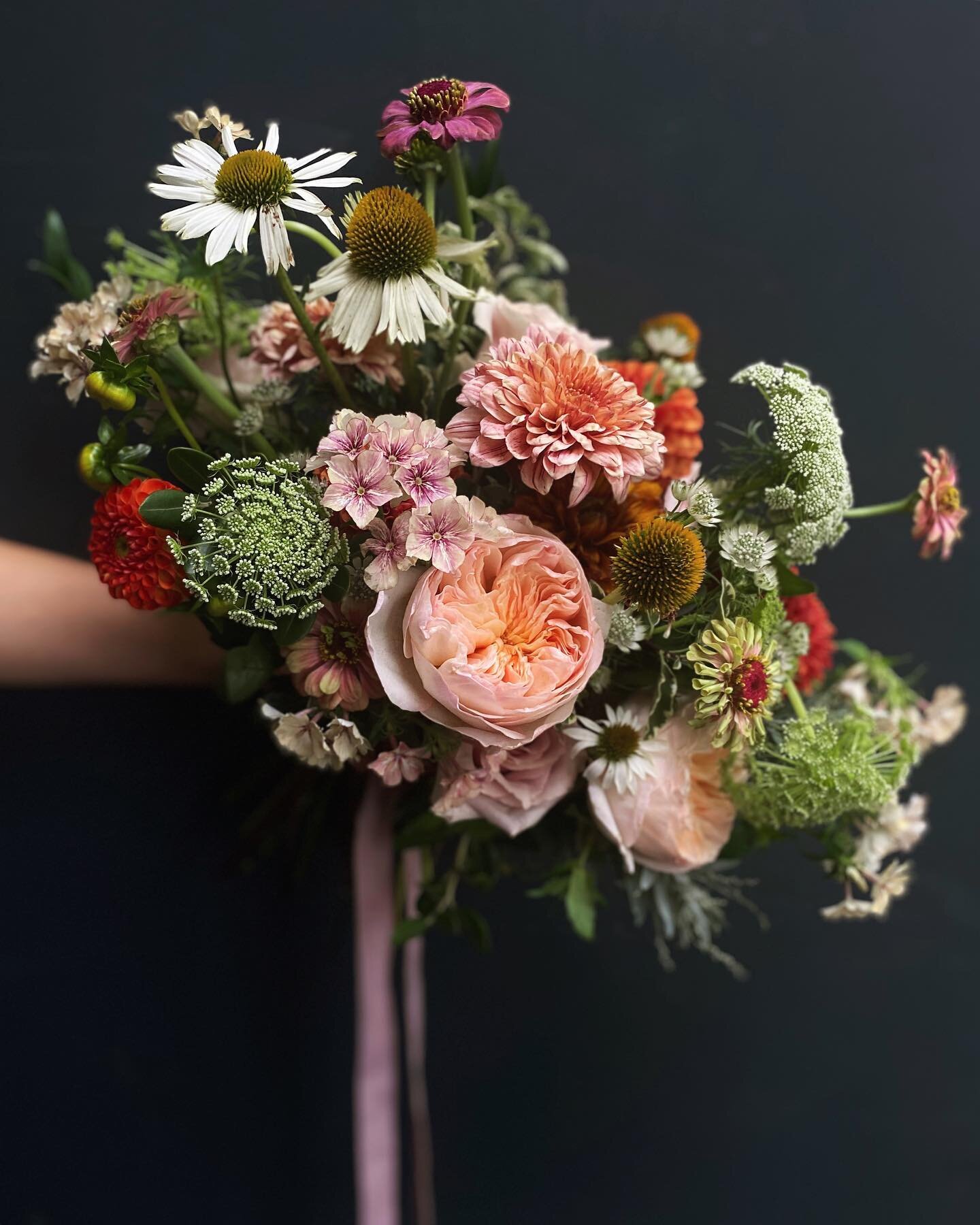 Echinacea, zinnia, chrysanthemum and Juliet. For Lilly 🧡