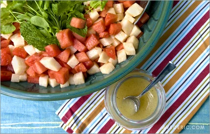 Jicama and Watermelon Salad with Mint
