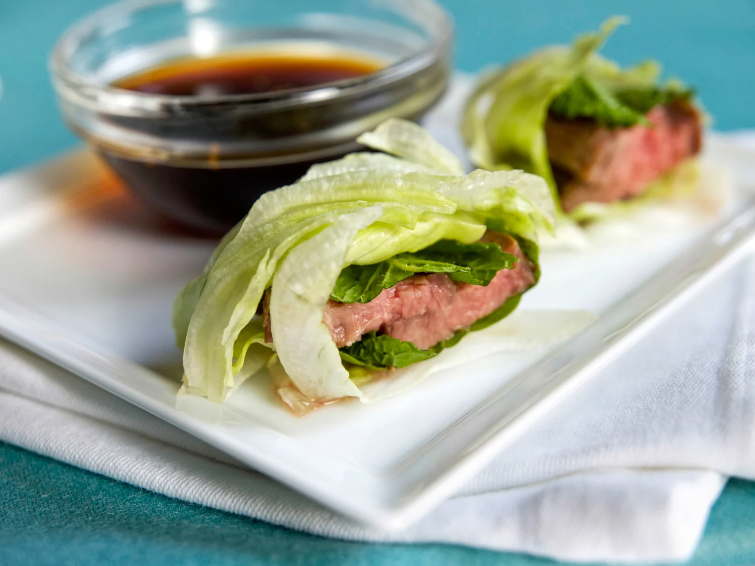 Seared Beef Lettuce Rolls