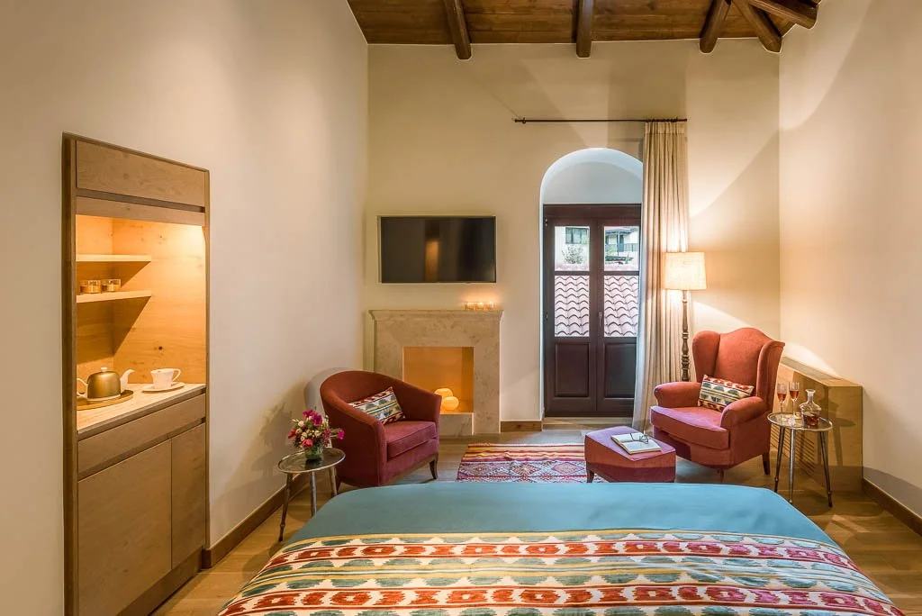 Superior Deluxe Room Leoncini Mansion.jpg