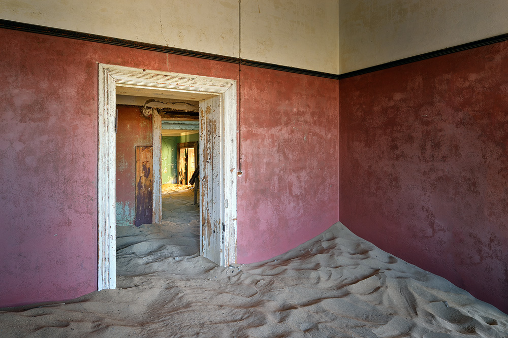 Kolmanskop 01 copy.jpg