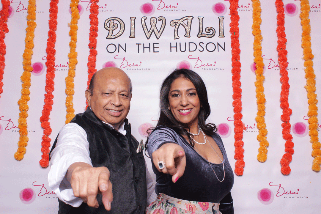 desai-foundation-diwali-on-the-hudson-gif-photo-booth-rental-nyc-nj-hudson-terrace-jadoreandy.gif