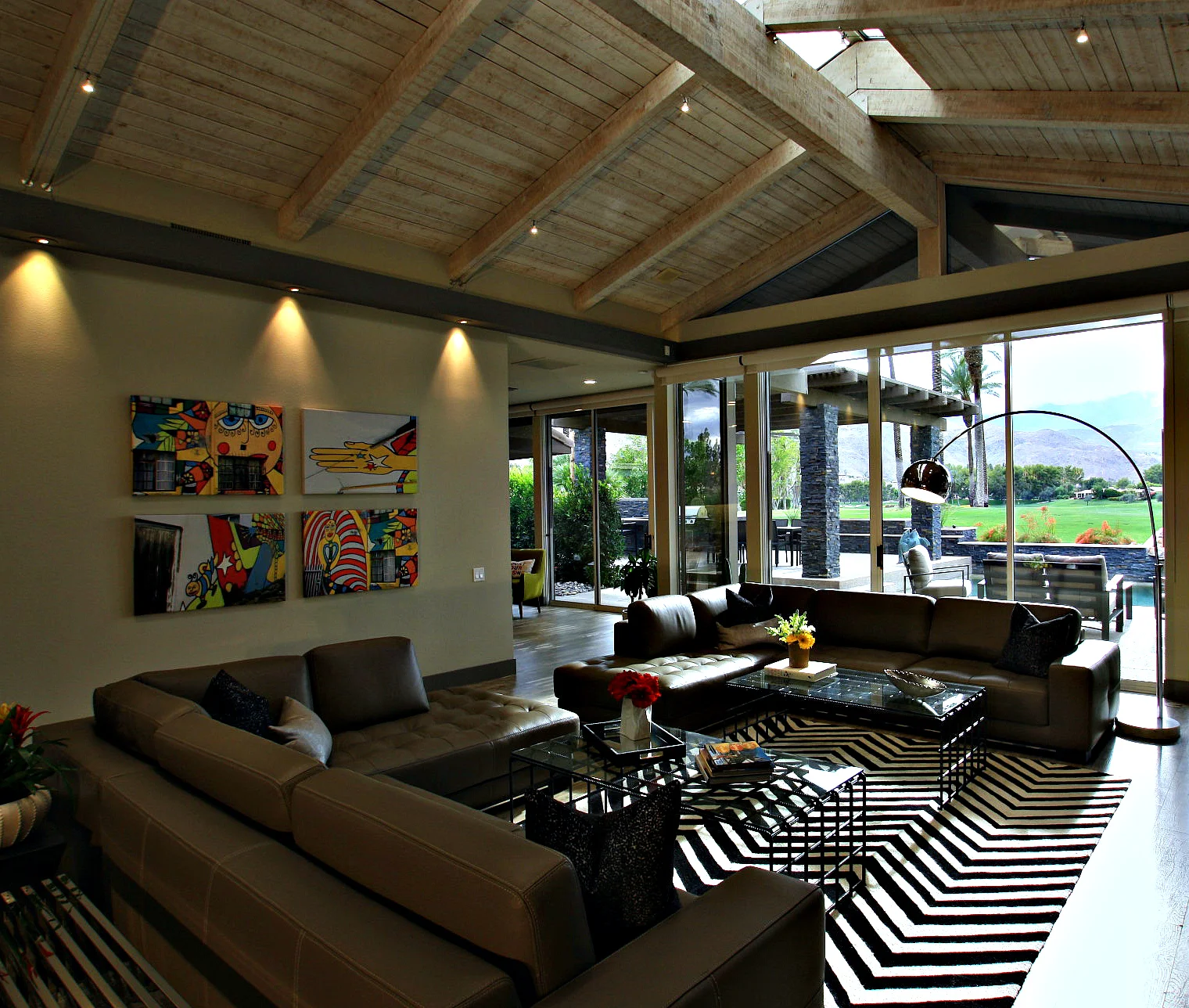 Living Room 5.jpg