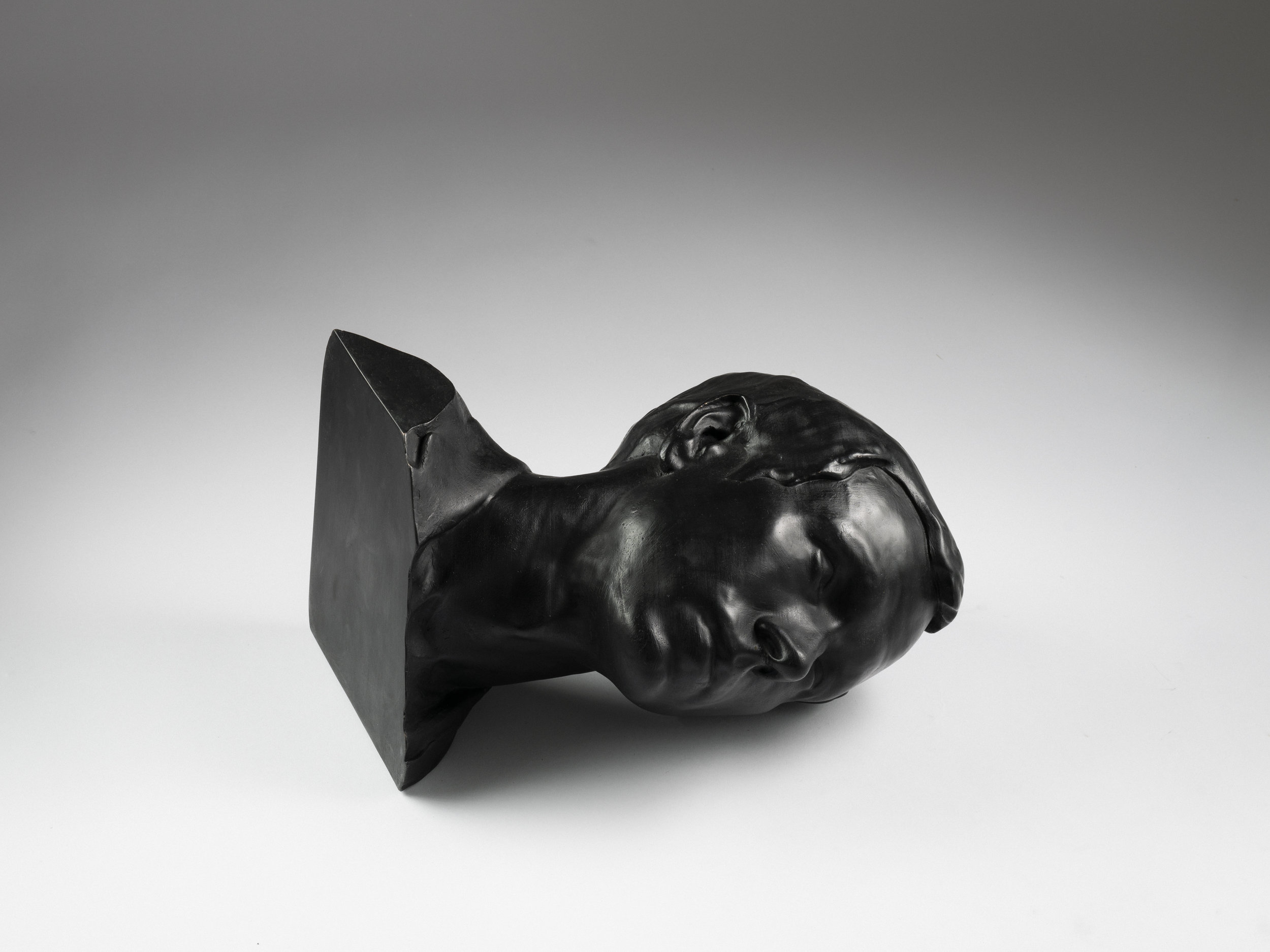 This work is a part of a new exhibition in David Gill Gallery based at London. The exhibition will showcase Greek and Roman masterpieces from renowned museums, 3D scanned, digitally manipulated and re-cast in marble as functional sculptures. "I use technology to “steal” classical sculptures I have revered since childhood. Claim their shapes as raw material to build my own new works. It’s an act of gluttony and lust to appropriate that which belongs to the sacred world of the arts and use it freely in an exploration of its boundaries within the realm of the functional and the mundane. "– Sebastian Errazuriz. Following his recent ‘Antiquity’ (2014) in which Errazuriz transformed the historic icon into a functioning bookshelf, this new series of limited-edition works pay homage to ancient sculpture while blurring the boundary between art and design. For the Bookcase ‘Antiquity Shelves Nike’ (2017), a replica of the headless Nike (Winged Goddess) is enveloped in a wooden ‘scaffold’ that functions as shelving. Errazuriz’s experimentation with innovative processes in design and art include augmented and virtual reality. Parallel to the investigation between art and design, Errazuriz dives headstrong into the question of breakage as a vital aesthetic resource, whether it is historical and accidental, or artistic and purposeful. "Many of the sculptures we have learned to love and revere are broken, fragmented.Would they be as mysterious and fascinating to us if we could see them in their pristine original appearance?” Errazuriz confronts various subjects and intellectual questions in this series of works, maintaining the precarious balance of tension and release, reverence and sacrilege, delicacy and brutality.