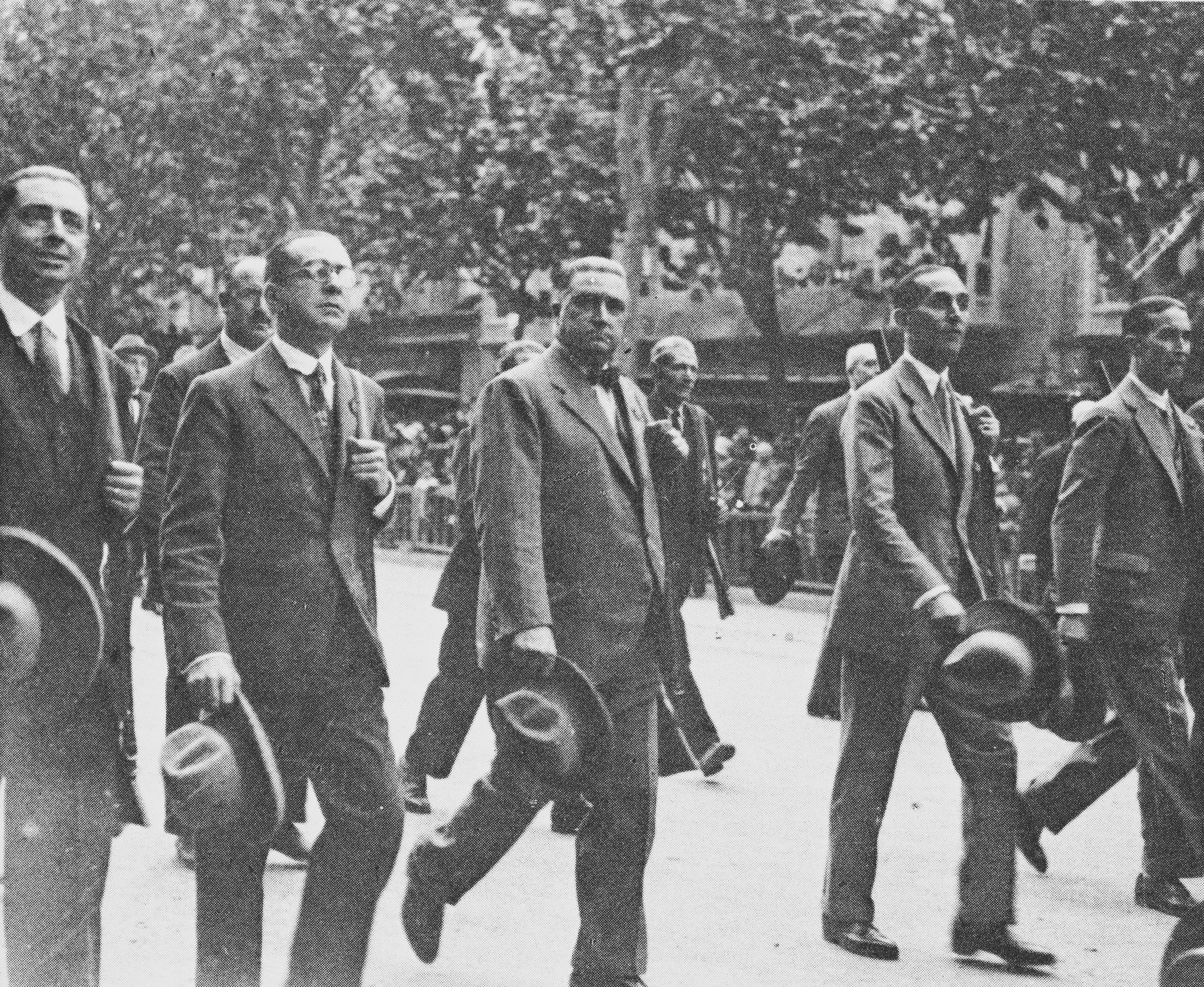 desfile del somaten.jpg