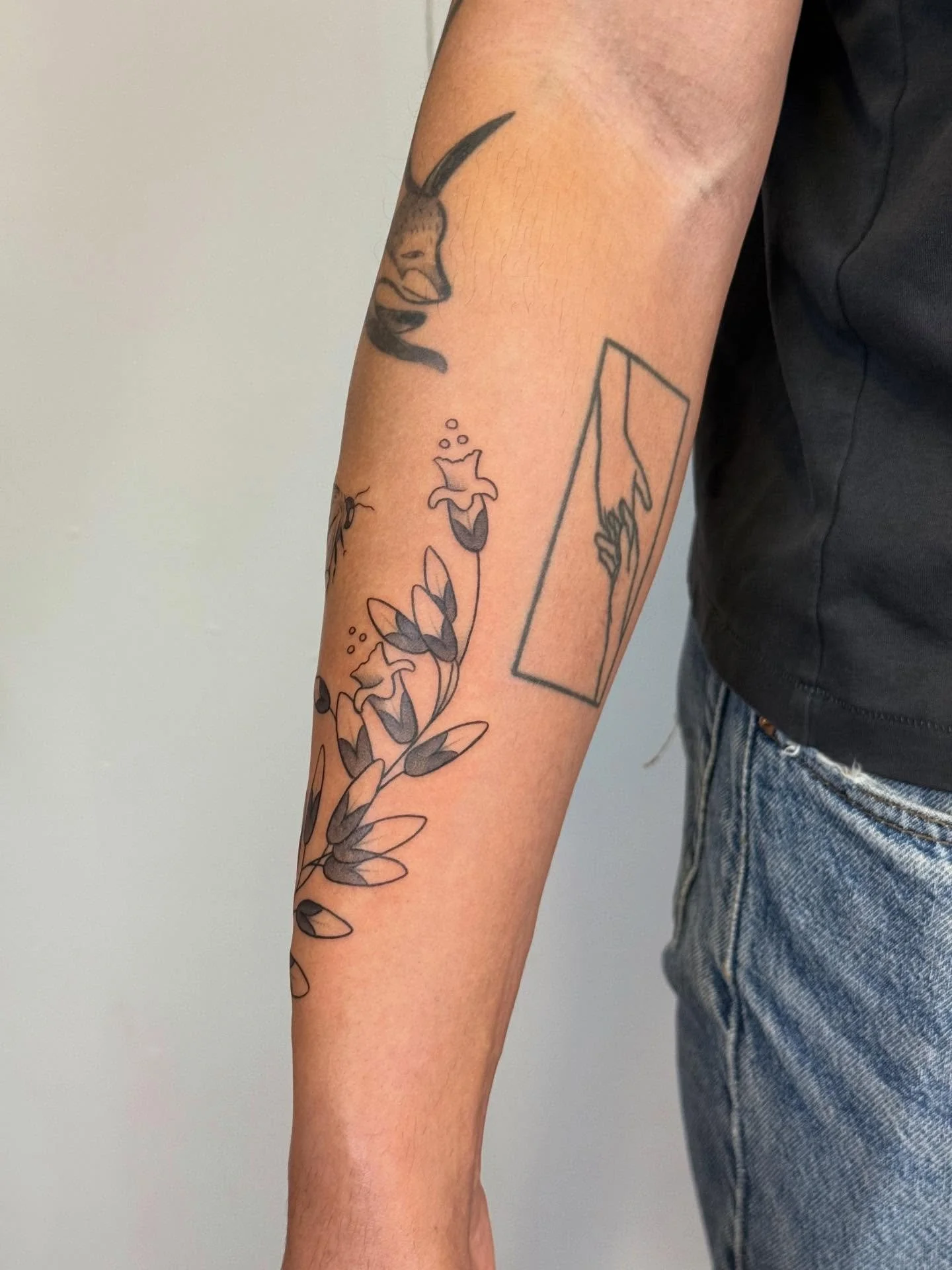 Tattoos emerge from the alchemical magic of combining art, relationship, and ritual. Focus comes easily. The cells in our bodies know to heal and naturally encourage us to support our own recovery with right behaviors, like drinking water, cleaning o