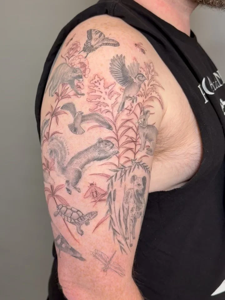 We added goldenrod, joe pye weed, and bees to this half sleeve of creatures his dogs have seen. Thank you, Bob! 

Books open in one month! If you want to get a tattoo, please fill out an appointment request form on my website November 1-3. Do you hav