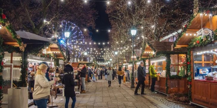 Lights galore in Oslo, where LED streetlights equipped with sensors automatically adjust the lights' warmth and intensity to match the weather. Photo by Hanlu C on Flickr's Creative Commons.