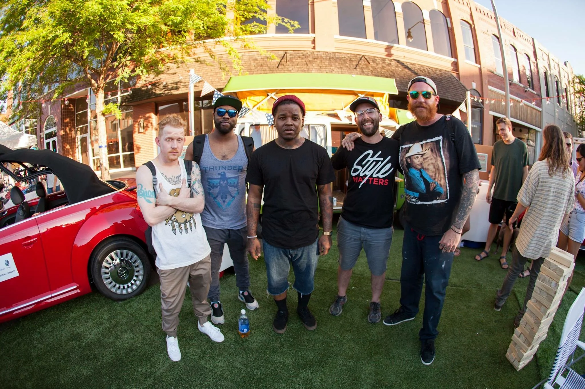 It was perfect timing that while I was hanging out with the wonderfully talented, Nathan Poppe , a few of my hip-hop homies rolled up. From left to right; B-Boy J. Deveere , 'The Dean' Ronnie Harris , Jabee , (myself), and Big-B Brain . I've known all these guys for about 10 years and they are all incredibly talented in their own right. From photography/videography, break dancing, graffiti, emceeing, rapping, graphic design, and production, they have it covered. So glad to have a brief reunion with them this weekend.