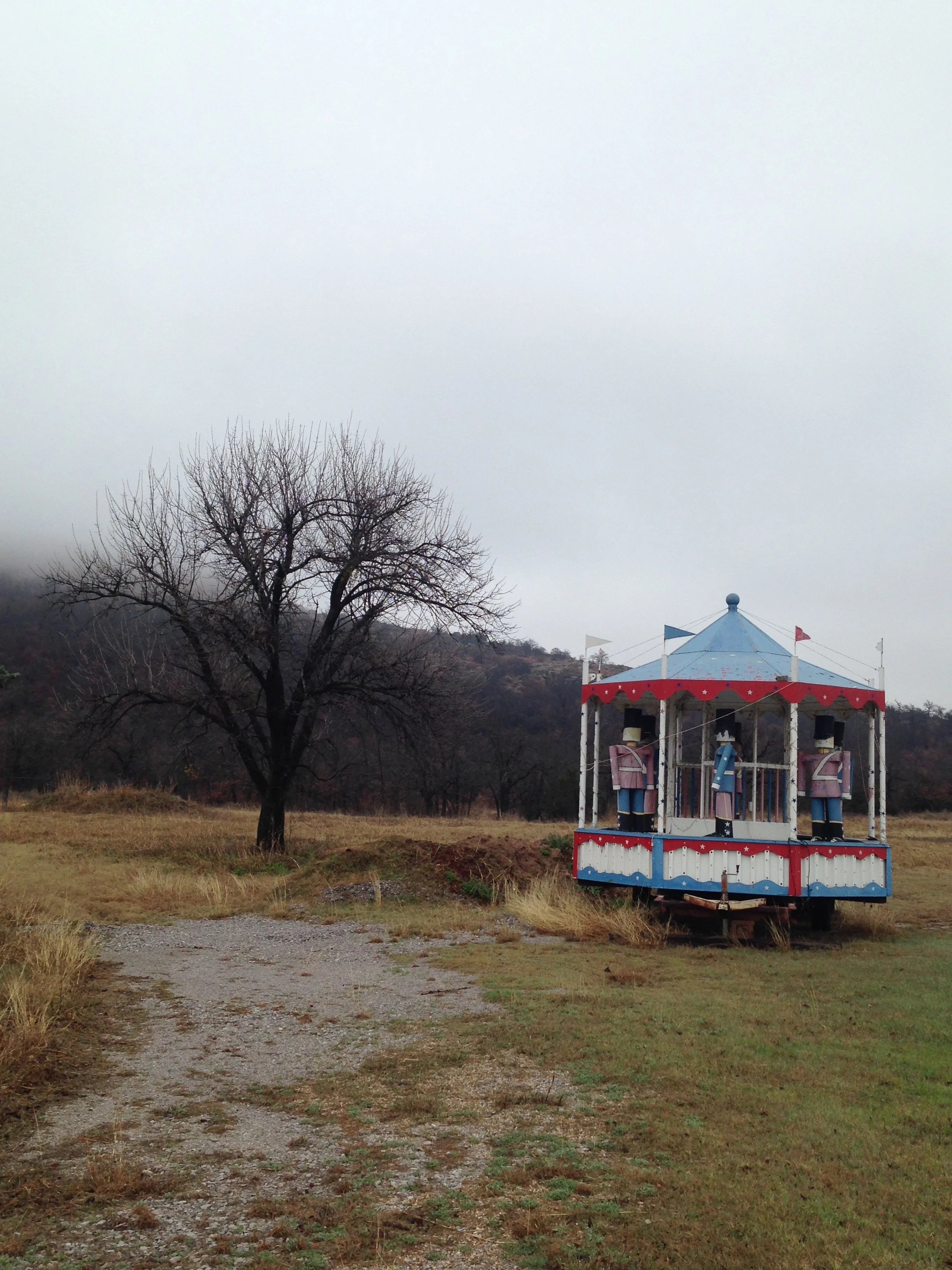 On our way home we found some cool spots on the side of the road.