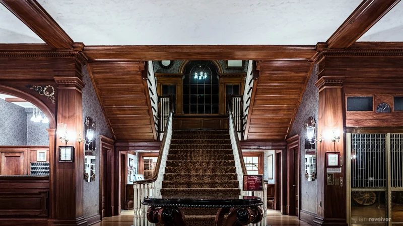 5DM3_Tourist_1359 2014-09-15 005620-HDR-Edit-iarbp.jpg