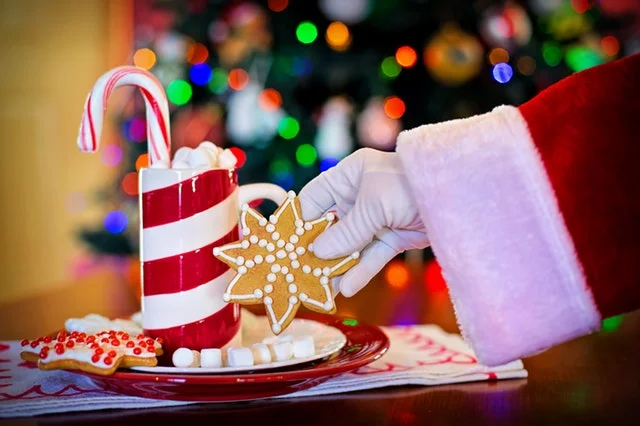 The Three Do's of Christmas: How to Make Your Office Do One to Remember.jpeg