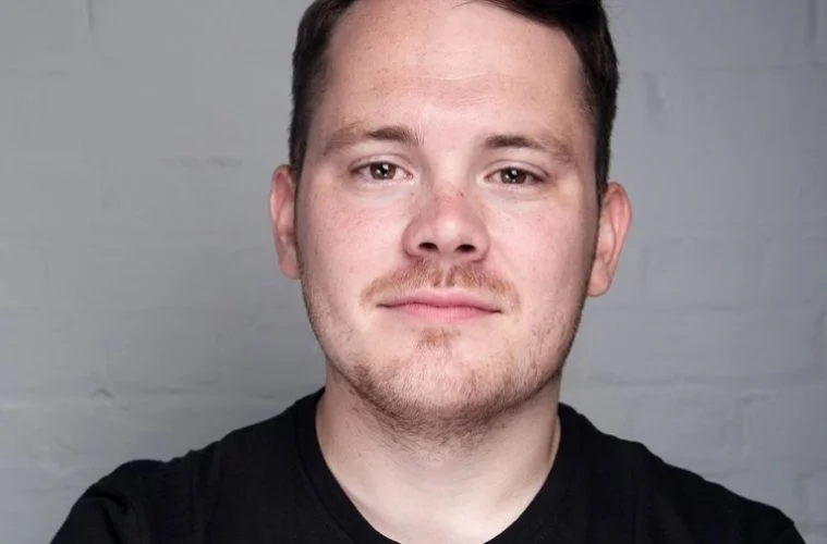 Alex-Packham-founder of contentcal - just entrepreneurs.jpg