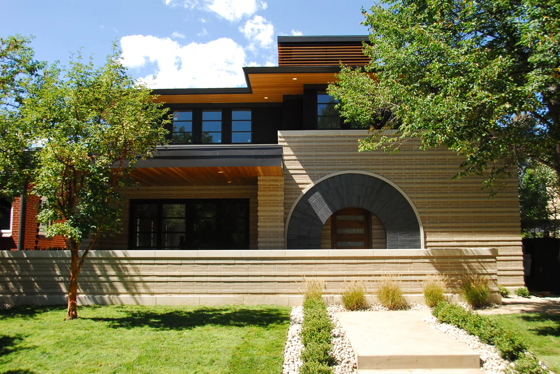 1055 Front Exterior Detail.jpg