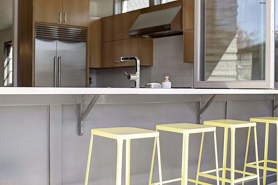 porch to interior.jpg