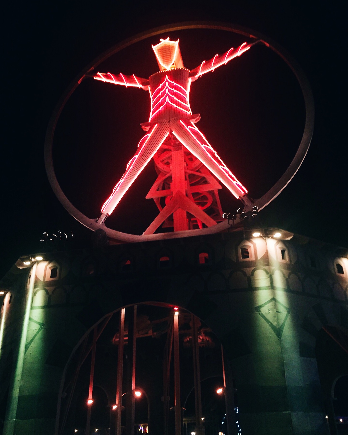 The Burning Man, inspired by the vitruvian man. Photo by @chelseagildea