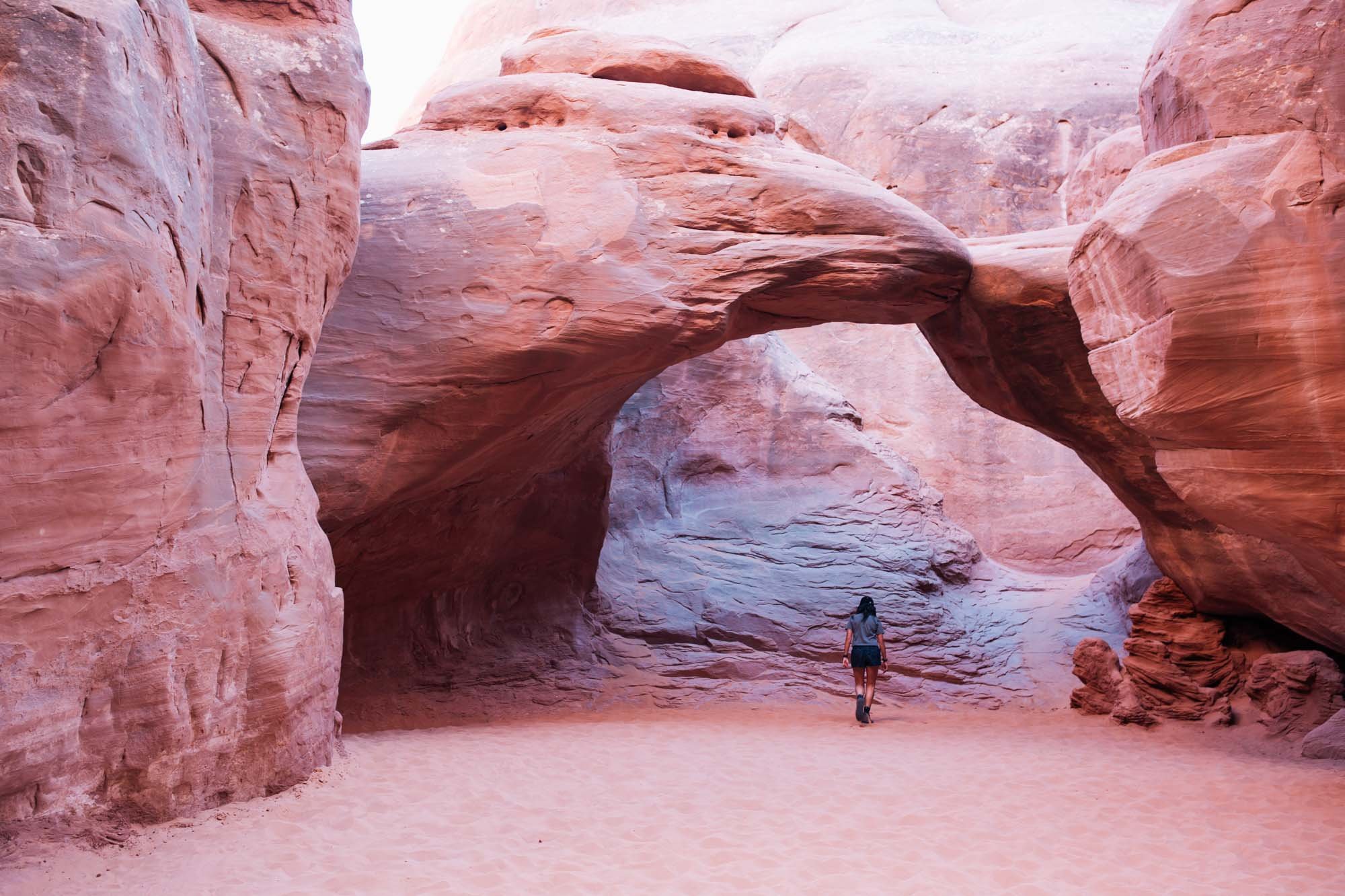 Hike Sand Dune Arch to Broken Arch Loop Trail