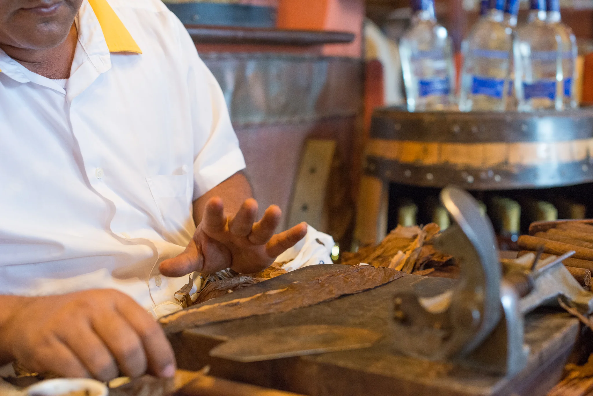Nelson Making Cigars For Us...