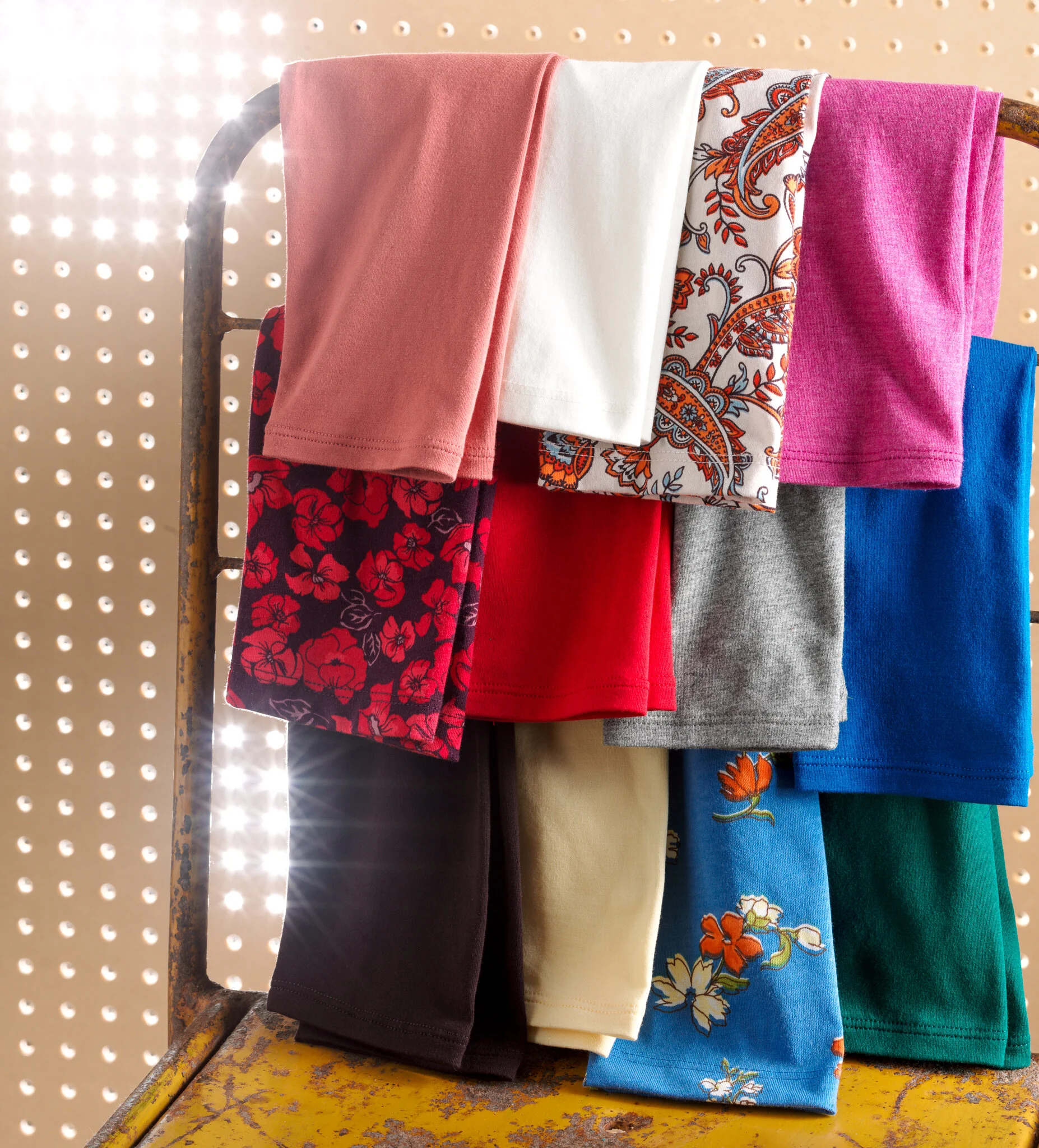  Styling:  Linda Candella 