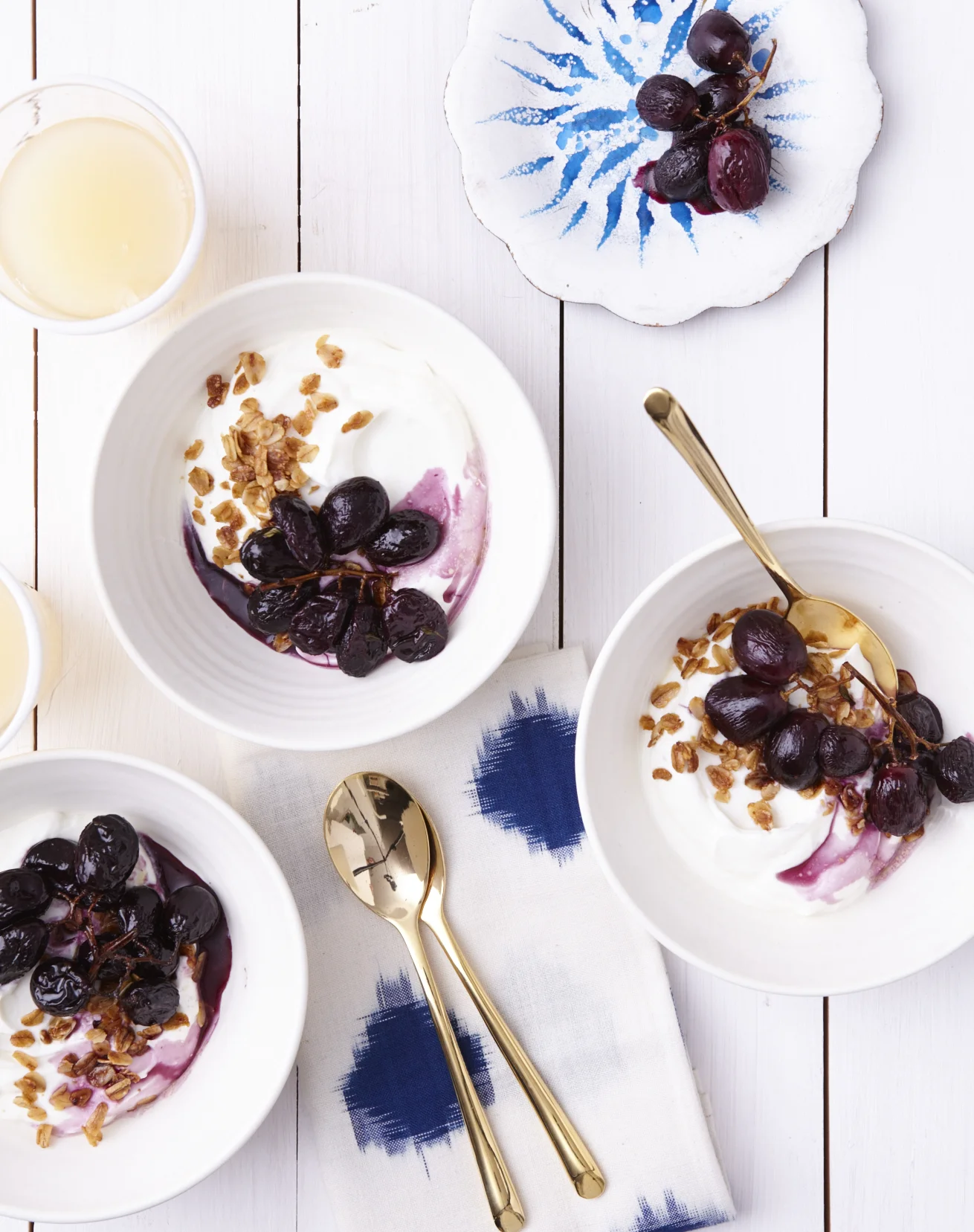 ROASTED_GRAPES_YOGURT_311.jpg